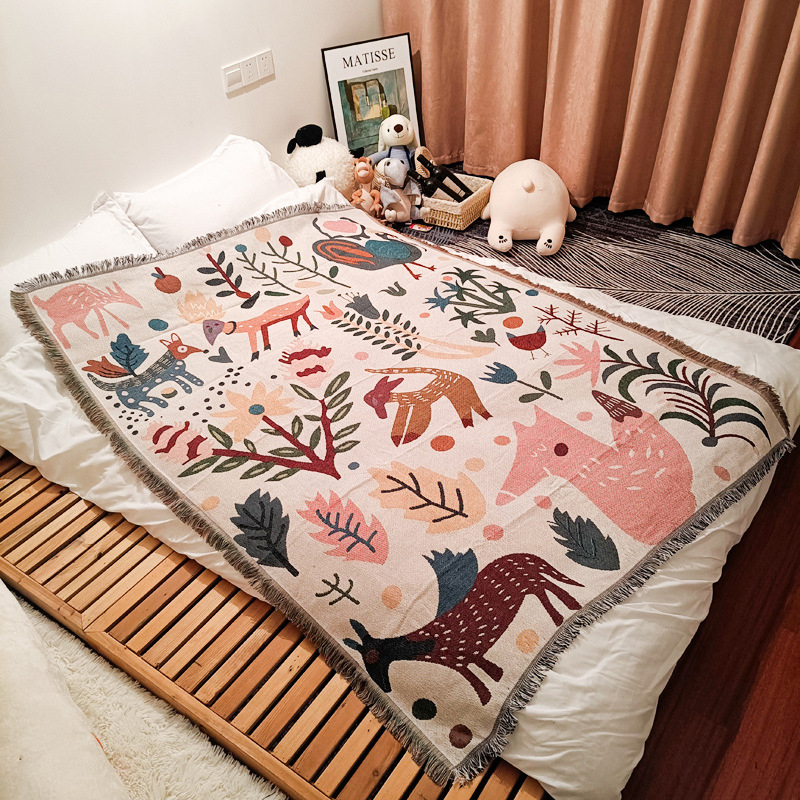 Pleteni kauč prekrivač s dizajnom šumskog jelena, nordijski stil, za opuštanje i dremanje