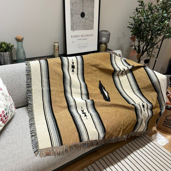 PEEL FOREST etnikus mintájú kültéri kemping pléd, poliészter, rajzfilmszerű stílus, ideális kempingezéshez és piknikezéshez