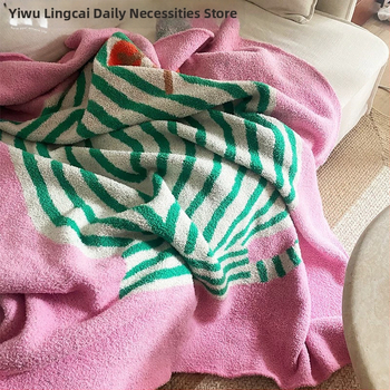 Polovvelúrová deka na pohovku – Pruhový vzor, Kvetinový dizajn, Polyester, Letná sezóna