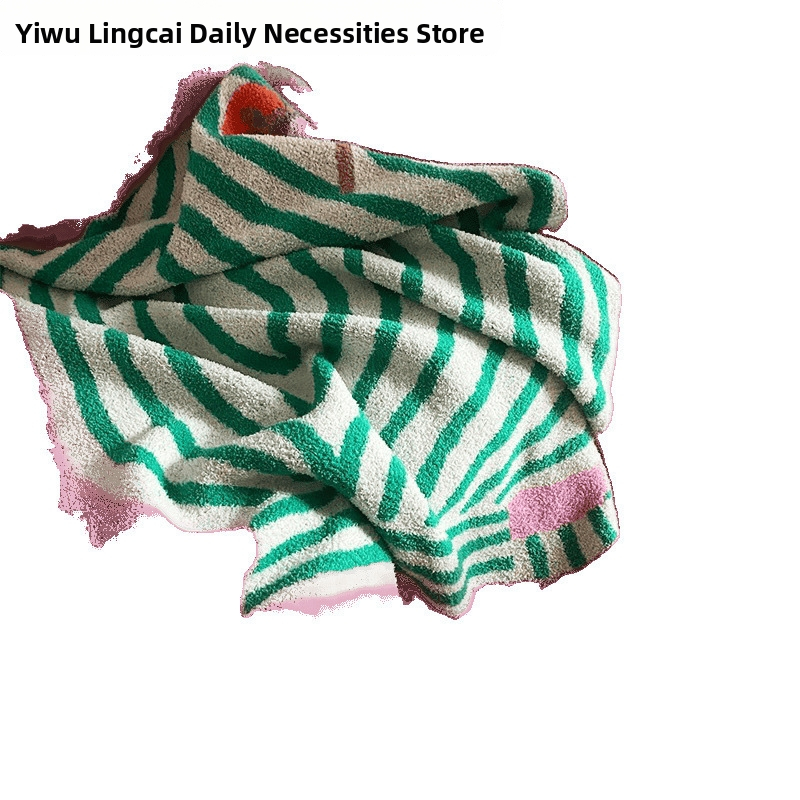 Polovvelúrová deka na pohovku – Pruhový vzor, Kvetinový dizajn, Polyester, Letná sezóna