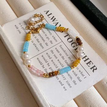 Brățară din oțel titan cu mărgele din piatră ochi de tigru naturală, lucrată manual, design geometric, pentru femei