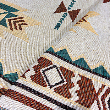 Pamut kanapé pléd geometriai mintával, négy évszakos használatra, tömege 1000–1499 g