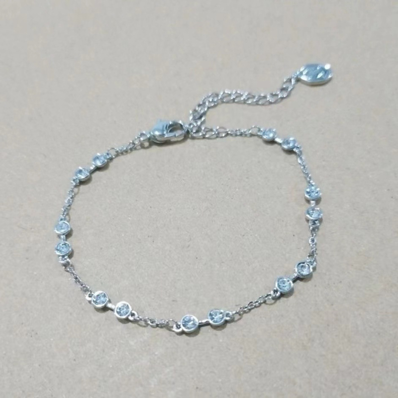 Ženski narukvica sa Swarovski kristalima, geometrijski dizajn od legure, elektroplatirani završni sloj