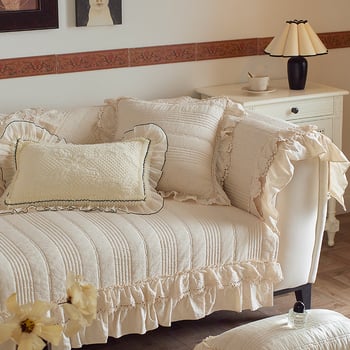 Pamut- és vászon kanapé párnahuzat, francia stílusú szoknyás dizájn, univerzális illeszkedés, egyszínű minta
