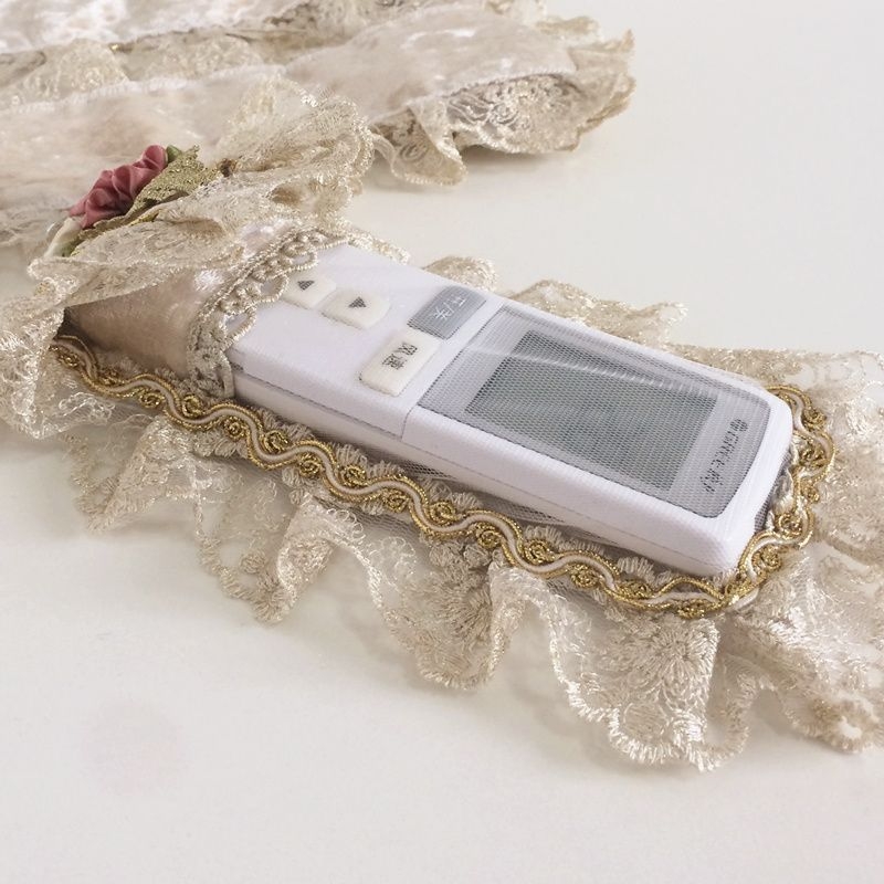 Eiropas stila augstas kvalitātes attālās vadības pārsegs – galvenais materiāls kokvilna; aizsargs pārsegs televizoram/set-top kastē un gaisa kondicionierim.