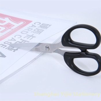 Deli 5806 Läbipaistev plastikkaardi kaitse PVC-faili jaoks – kõva kate, mudel 5806, paksus 0.4 mm