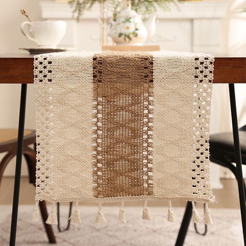 Пътека за маса от полиестер, модел с решетъчен дизайн, модерен минималистичен стил, персонализируема, подходяща за дневна, спалня, открито и ресторанти.