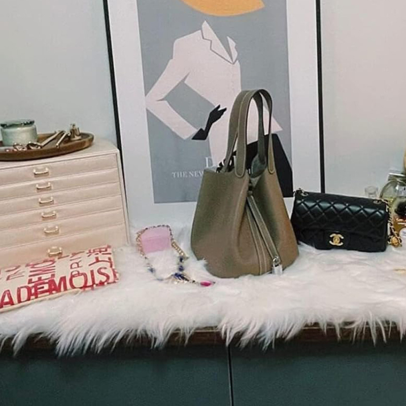 Plišana stolna zastavica, nordijskog stila, 100% poliester, jednobojni uzorak, pogodno za dnevni boravak, spavaću sobu i vanjske prostore
