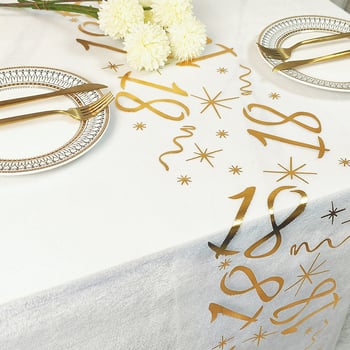 18. narodeninový stolný prapor – polyester, jednofarebný dizajn, personalizácia k dispozícii, vhodné do obývačky, reštauráciách a obchodných priestorov