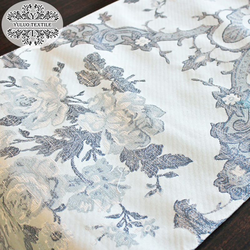 Zastavica za stol – satenski žakard, 100% poliester, Marka Yu Luo, Uzorak: Drugo