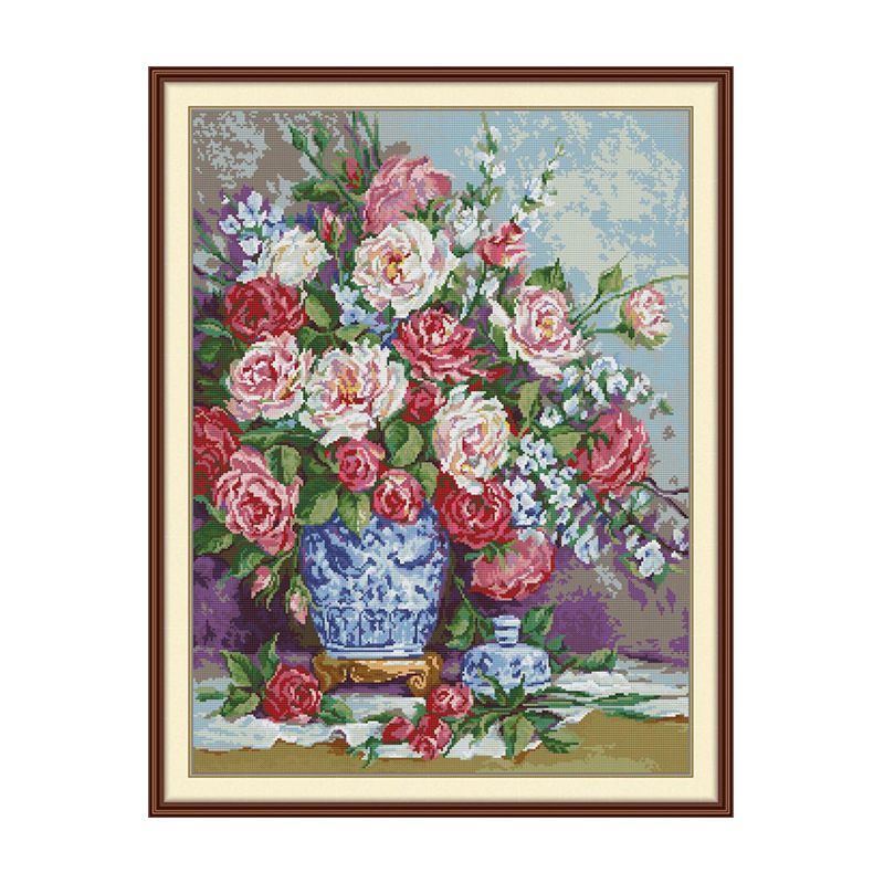 Keresztszemes készlet: Queen's Roses motívum, ökológiai pamut, 14ct anyag, nordikus stílus