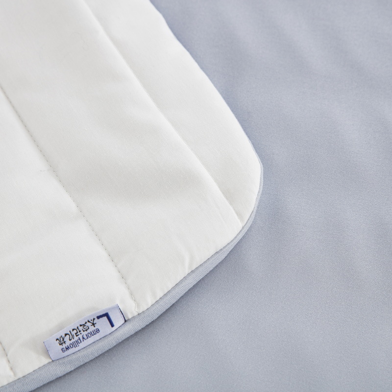 Navlaka za jastuk s quiltingom, 100% pamuk, tkanina 40S, reaktivno bojanje, moderni minimalistički stil