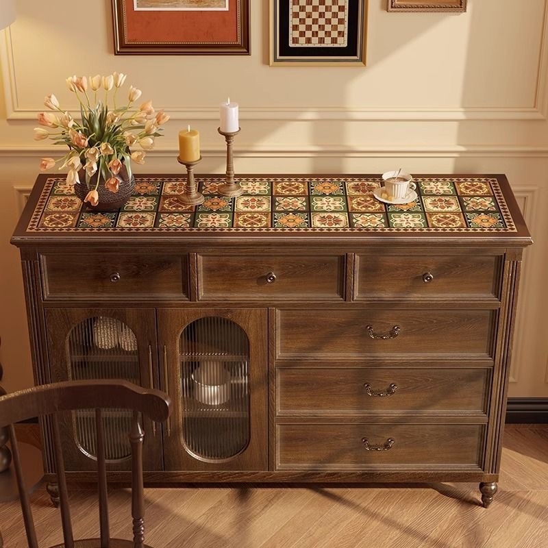 Față de masă din piele PU, impermeabilă, rezistentă la praf și la ulei, cu izolație anti-arzare; formă dreptunghiulară; model cu animale desen animate; stil modern și simplu.