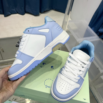 Sportiniai bateliai su viršutine dalimi iš natūralios odos, apvali nosis, 3–5 cm kulno aukštis, guminė padas, kvėpuojančios.