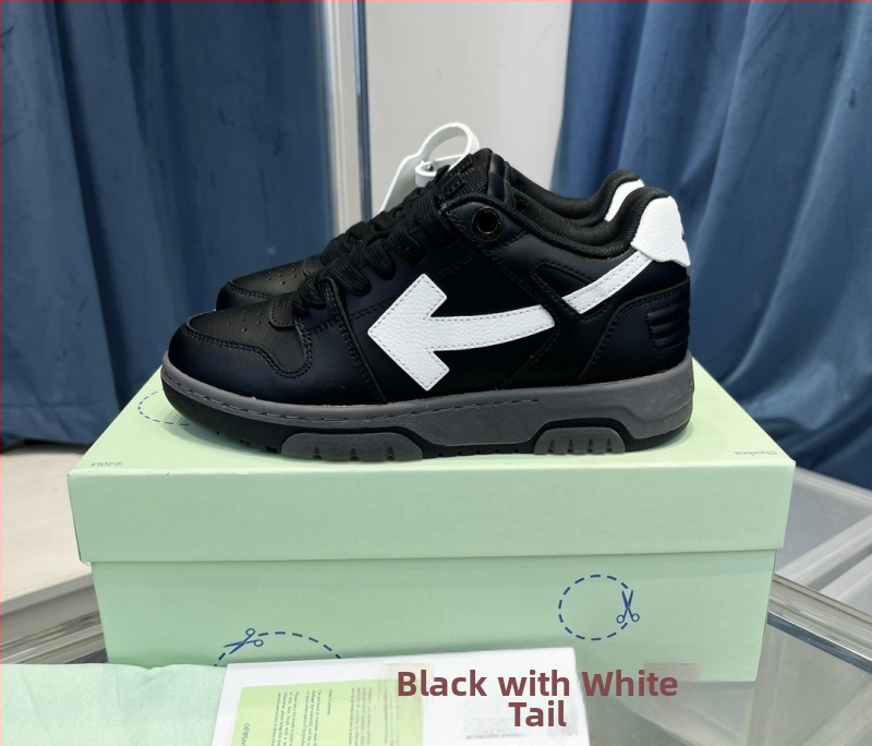 Sportiniai bateliai su viršutine dalimi iš natūralios odos, apvali nosis, 3–5 cm kulno aukštis, guminė padas, kvėpuojančios.