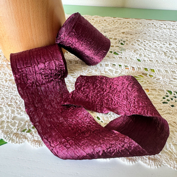 DIY masnik készítéséhez és ajándékcsomagoláshoz való szatén szalag, domborított felület, poliészter