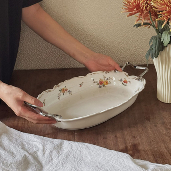Κεραμική τετράγωνη πιατέλα με φλοράλ μοτίβο, ρετρό στυλ, κατάλληλη για φούρνο μικροκυμάτων.