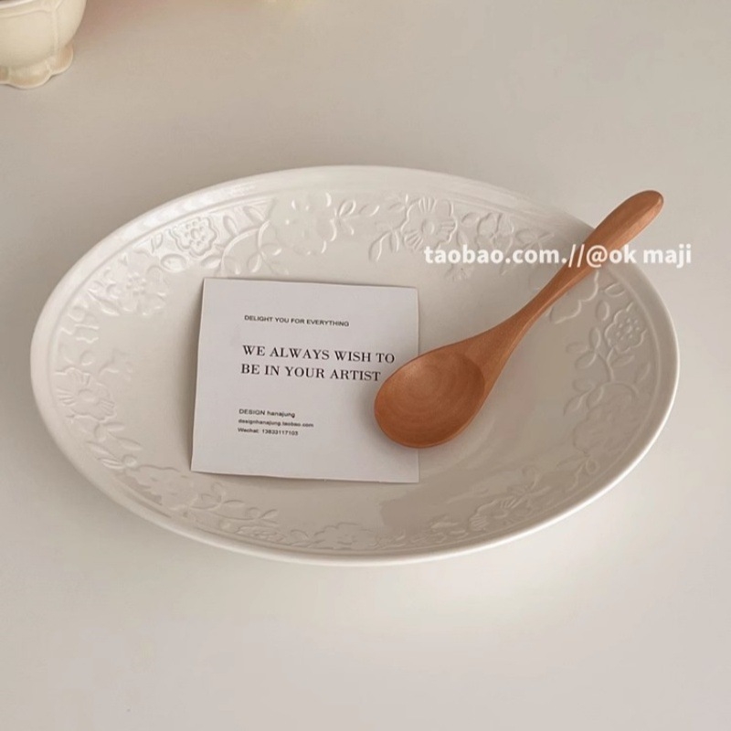 Farfurie de porțelan pentru cină, design retro în relief, formă rotundă, finisaj sub glazură