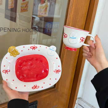 Κεραμικό οβάλ πιάτο με χειροποίητο σχέδιο καρτούν και ανάγλυφο φιόγκο, κατάλληλο για φρούτα και επιδόρπια, ασφαλές για φούρνο μικροκυμάτων