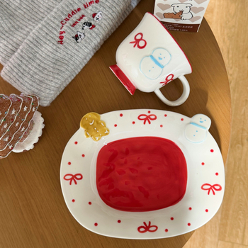 Κεραμικό οβάλ πιάτο με χειροποίητο σχέδιο καρτούν και ανάγλυφο φιόγκο, κατάλληλο για φρούτα και επιδόρπια, ασφαλές για φούρνο μικροκυμάτων