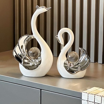 Par labudova od glazirane keramike — kineski stil, svadbeni dar
