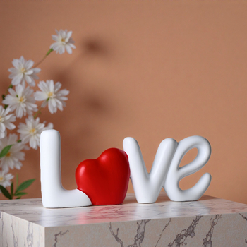 Szív alakú műgyanta dísz – európai stílusban, íróasztalhoz és nappaliba — ajándékhoz készen. (Anyag: Műgyanta; Márka: Fanmulin; Kategória: Műgyanta kézműves termékek; Csomagolás: Egyenként csomagolt; Stílus: Modern egyszerűség)