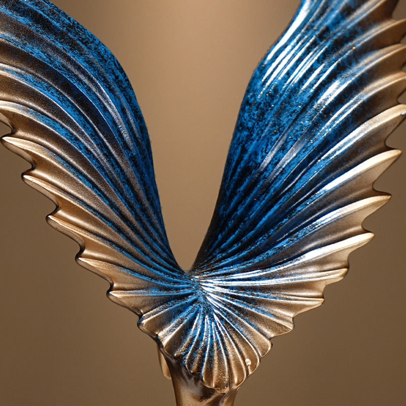 Скулптура на летящ орел в модерен луксозен стил, смола, марка Oukelai