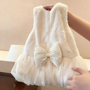 Set de rochie pentru fetițe în stil prințesă, cu top fără mâneci; material bumbac-amestec (80% bumbac, 10% elastan, 10% poliester); fustă în A-line cu bretele; culoare solidă; finisaj moale