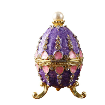 Tojás alakú ötvözetes díszfigura zománc beültetésekkel és kövekkel, kézzel festett és elektroplatált, modern minimalistikus otthoni dekoráció, testreszabható