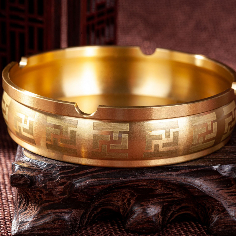 Vastagított sárgaréz hamutartó, kínai stílusú íróasztali dísz