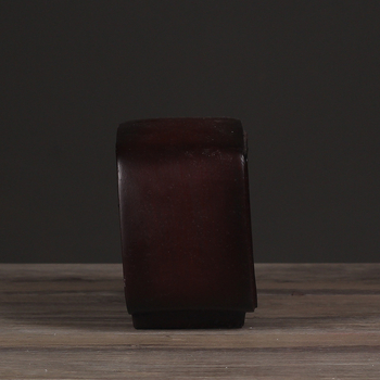 Ornament radio retro din rășină pentru decor de bar — artizanat din rășină; Material: rășină sintetică; Proces: turnare rășină; Stil: radio