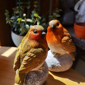 Statuetă de pasăre pe piatră din rășină, pentru decor exterior de grădină, gravată și personalizabilă