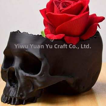 Смолен череп реквизит за Хелоуин – декоративен аксесоар за бар и стая; материал: смола; марка Far away; категория: Resin crafts; опаковка: картон