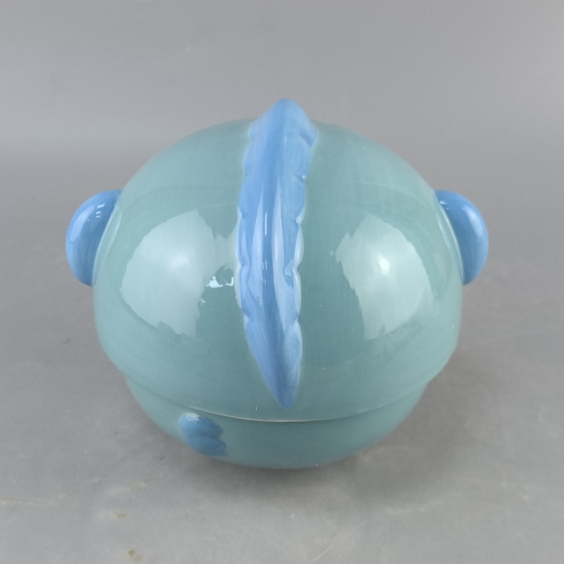 Porcelanska zdjela u obliku klaun ribe, marka Qh, moderni minimalistički dizajn