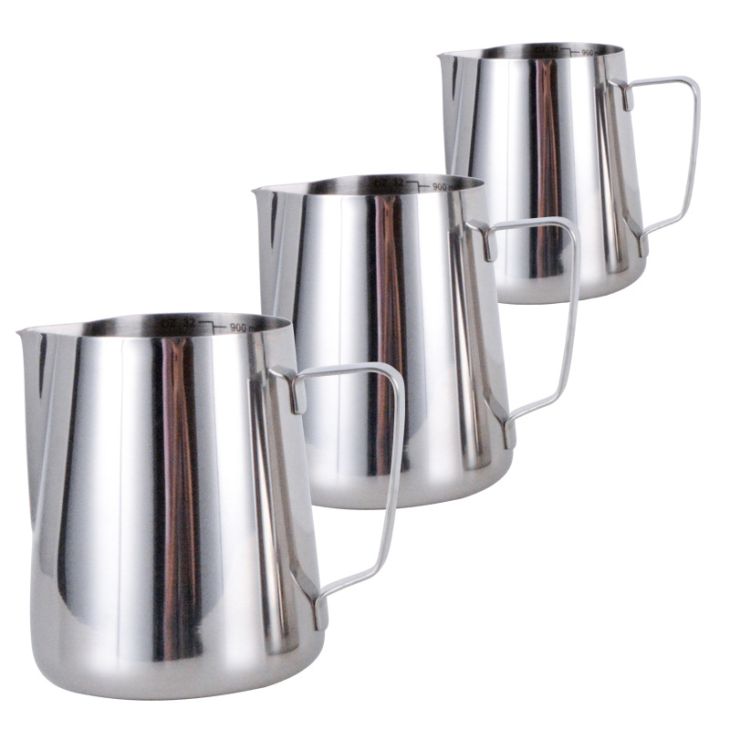 Κανάτα γάλακτος για latte art από ανοξείδωτο χάλυβα με λαβή, πάχος 0,7 mm, 304#18-8, κατάλληλο για τρόφιμα, θερμική μόνωση 0-6 ώρες