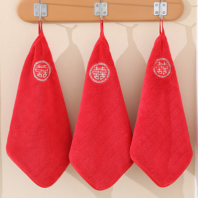 Absorbentný uterák na telo z Coral Fleece, 150D, 120–140 g, lemovanie, prispôsobenie k dispozícii