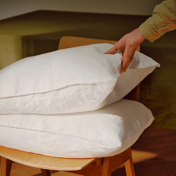 Jastučnica, laneno-pamukova mješavina 55% lan / 45% pamuk, obična tkanina, reaktivno bojanje, moderan minimalistički stil, platno od 30 niti