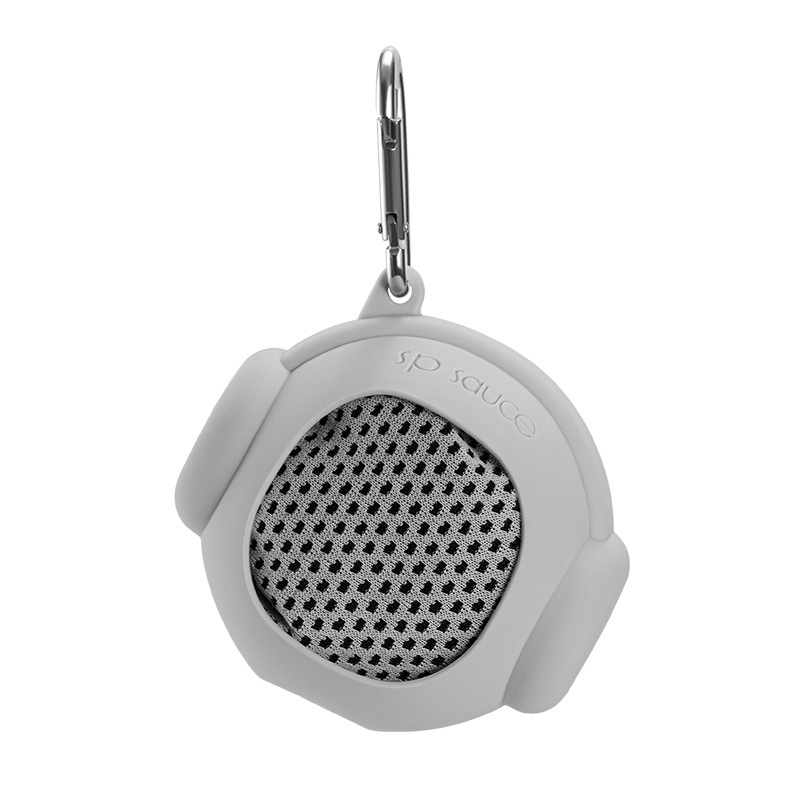 Sporttörölköző, PC/TPU anyag, 52 g, SP márka, felszívja a nedvességet és gyorsan szárad.