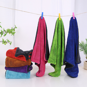 Prosop din microfibră pentru mașină – multifuncțional, absoarbe apa și îndepărtează petele, 1200 g, personalizabil cu logo.