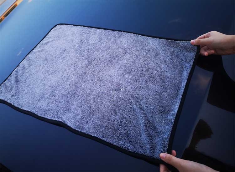 Prosop de spălat mașină cu fibre răsucite, absorbant, 650 g, microfibră 80% poliester + 20% poliamidă, țesătură spirală, fir răsucit