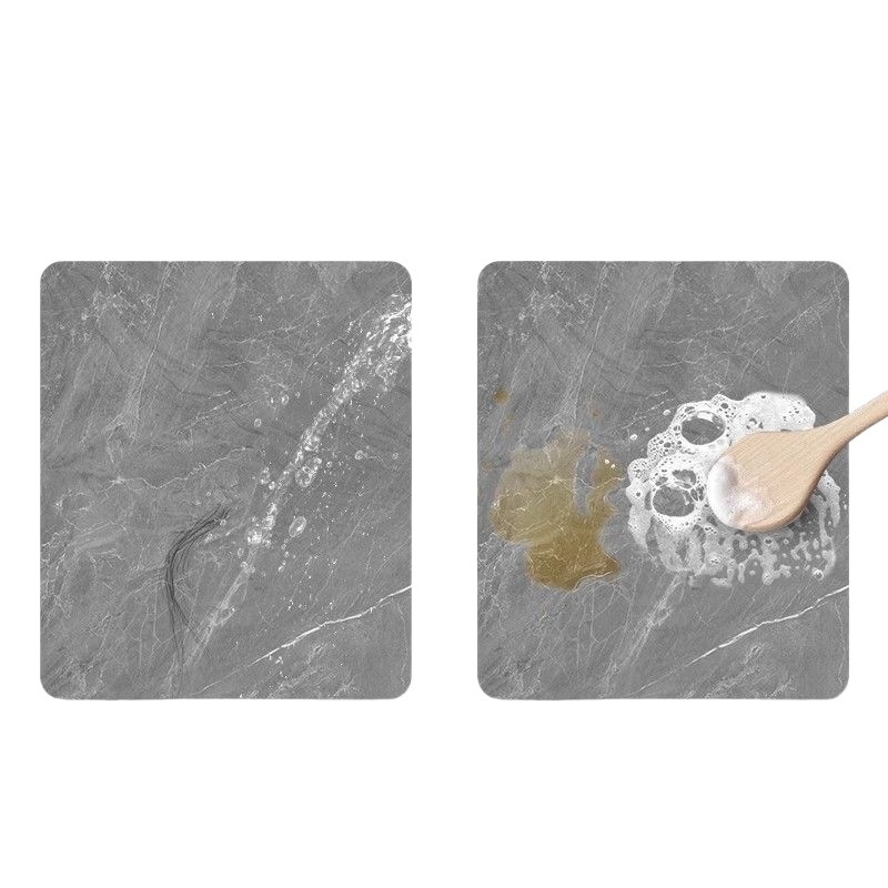 Dijatomitna podloga za kupaonicu – brzo se suši, vodootporna, protuklizna; jednostavan moderni stil; jednobojni uzorak