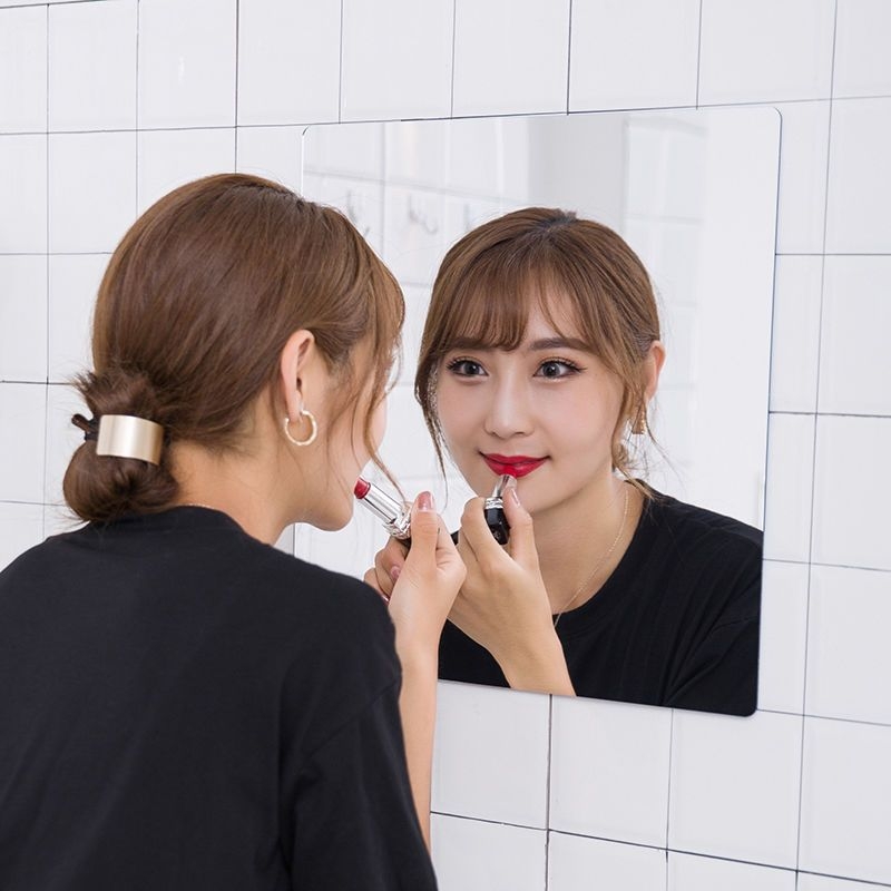 Plastmasas pilnizmēra spogulis, pašlīmējošs sienas spogulis, grīdas stāvošs garderobes spogulis apģērbu uzvilkšanai