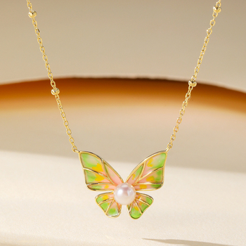 Colier din argint 925 cu email de fluture și perlă, formă fundă și geometrică, lanț regulat, design multistrat