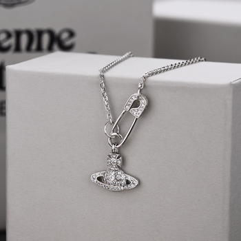 Nyaklánc papírklipsz medállal, S925 ezüst, kígyó lánc, gyémántbevágás, 2024 nyár