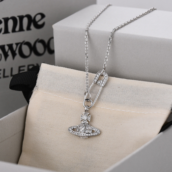 Nyaklánc papírklipsz medállal, S925 ezüst, kígyó lánc, gyémántbevágás, 2024 nyár