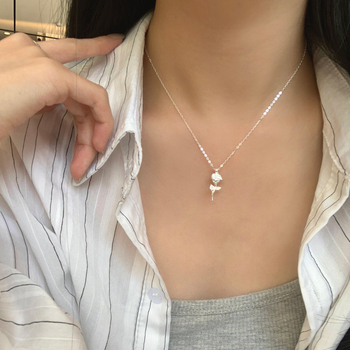 Lančić s privjeskom ruže od srebra 925, jednostavan stil, običan lanac, duljina 41–50 cm, težina 2 g