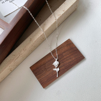 Lančić s privjeskom ruže od srebra 925, jednostavan stil, običan lanac, duljina 41–50 cm, težina 2 g