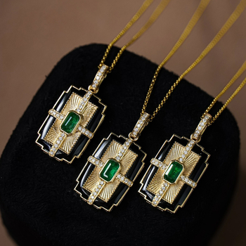 Lančić od srebra 925 s geometrijskim privjeskom, zmijska lančica, elektroplatiranje, težina 3.82 g, lagani luksuz