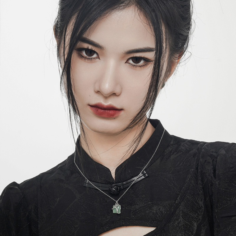 Colier cu pandant Dongling Jade, argint 925, jade încrustat, lungime lanț 41–50 cm, lanț clasic