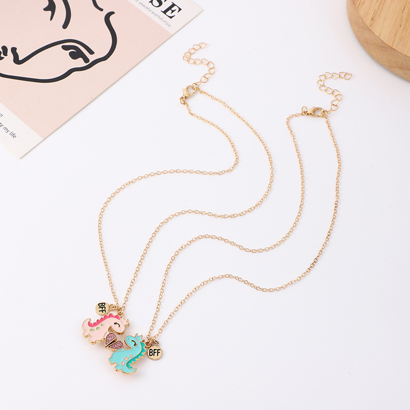 Colier pentru copii – pereche cu design magnetic, dinozauri și inimă; pandant din aliaj, lanț încrucișat, 41–60 cm, 18 g